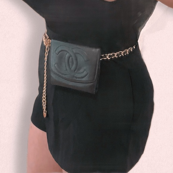 CHANEL Handbags - ⚡️⚡️💯 AUTH Chanel wallet on belt⚡️⚡️